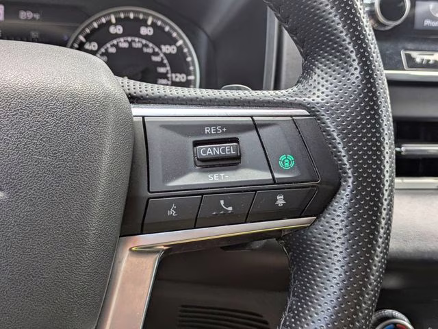 2024 Silver Mitsubishi Outlander SE AWD SUV