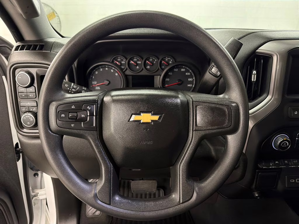 2022 Summit White Chevrolet Silverado 1500 Custom 4X4 Truck