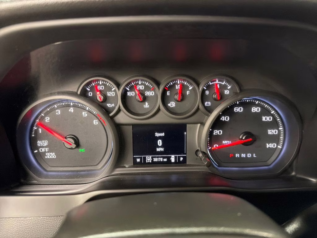 2022 Summit White Chevrolet Silverado 1500 Custom 4X4 Truck