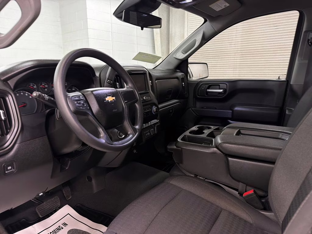 2022 Summit White Chevrolet Silverado 1500 Custom 4X4 Truck