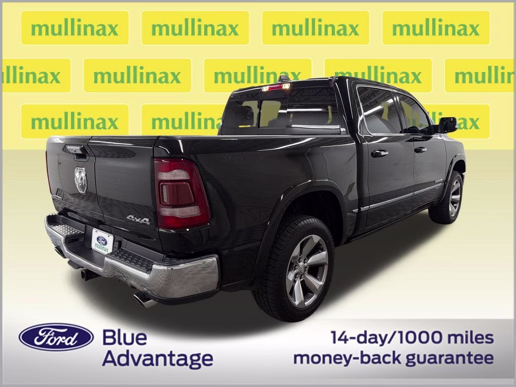 2022 Diamond Black Crystal Pearlcoat Ram 1500 Limited 4X4 Truck