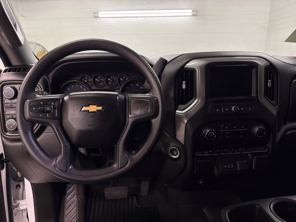 2022 Summit White Chevrolet Silverado 1500 Custom 4X4 Truck