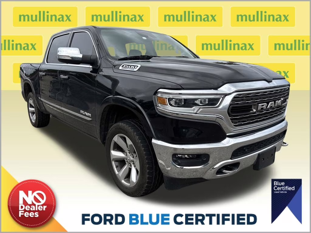 2022 Diamond Black Crystal Pearlcoat Ram 1500 Limited 4X4 Truck