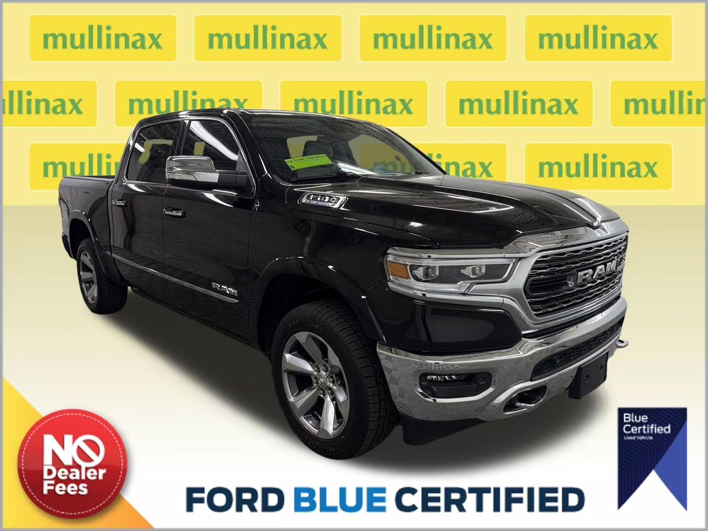 2022 Diamond Black Crystal Pearlcoat Ram 1500 Limited 4X4 Truck