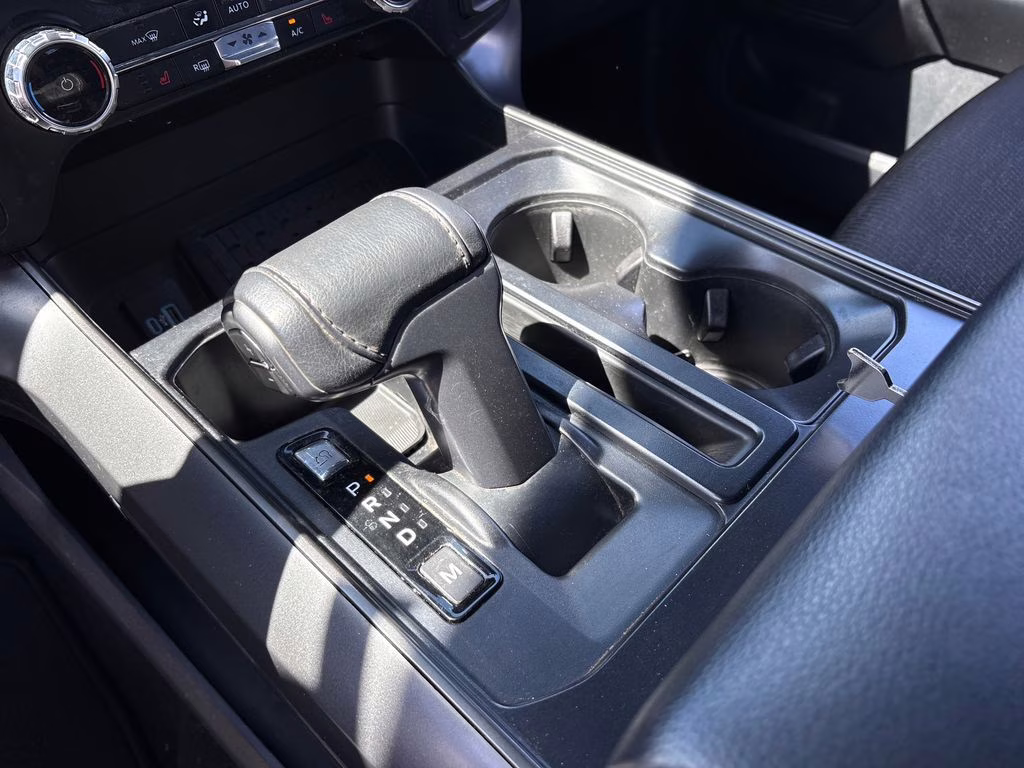 2024 Black Metallic Ford F-150 XLT 4X4 Truck