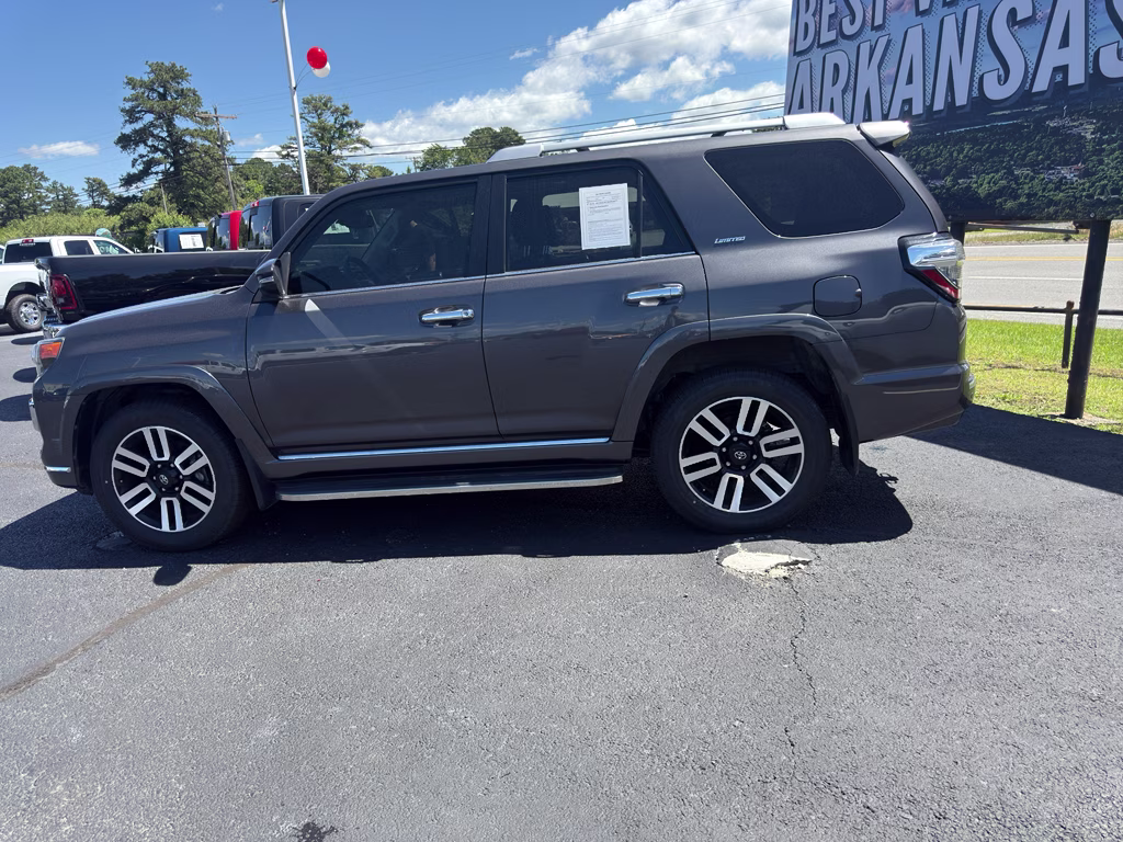 2023 Magnetic Gray Metallic Toyota 4Runner Limited 4X4 SUV