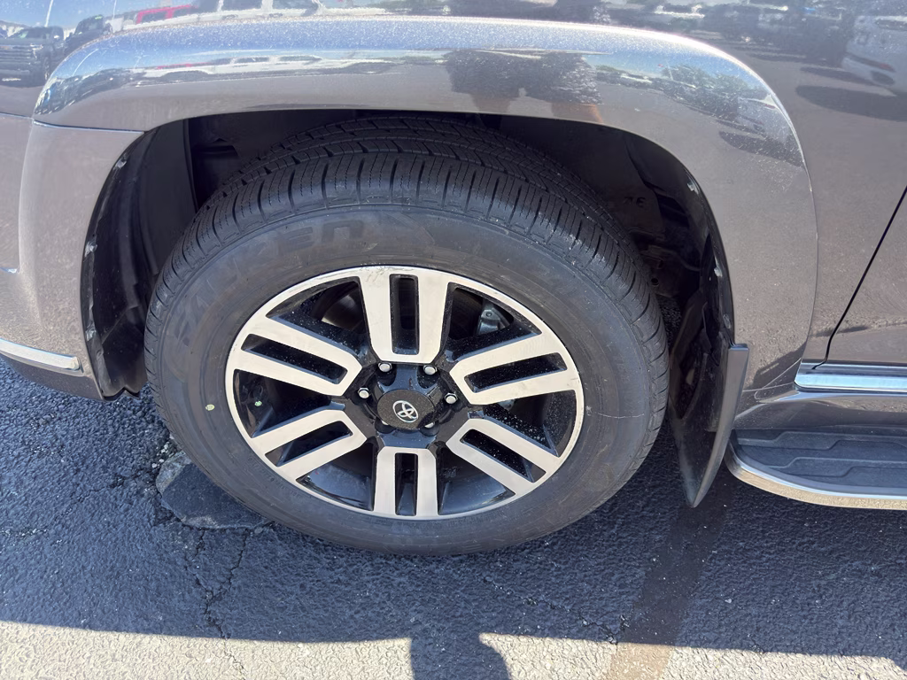 2023 Magnetic Gray Metallic Toyota 4Runner Limited 4X4 SUV
