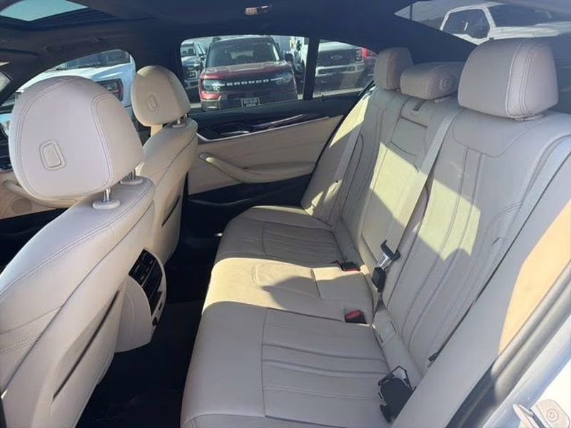 2020 Mineral White Metallic BMW 5 Series 540i xDrive AWD Sedan