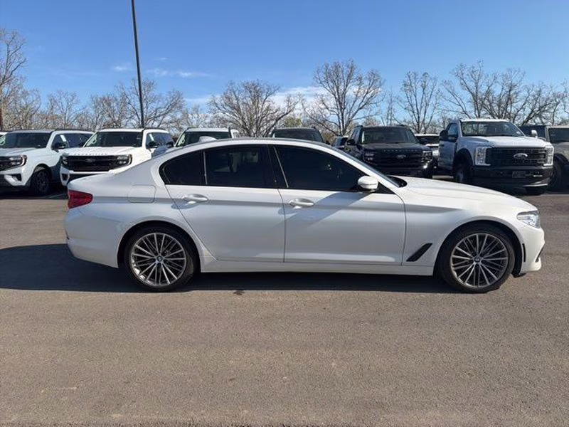 2020 Mineral White Metallic BMW 5 Series 540i xDrive AWD Sedan