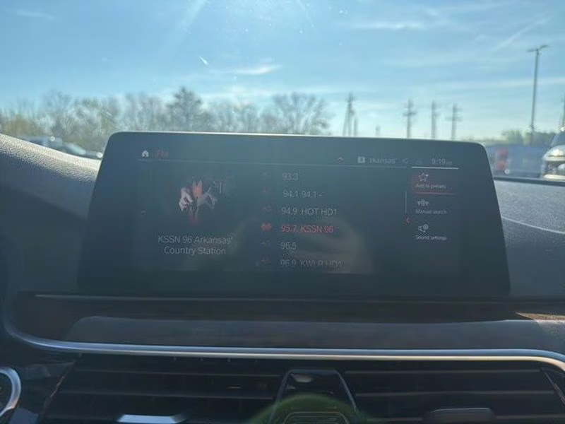 2020 Mineral White Metallic BMW 5 Series 540i xDrive AWD Sedan