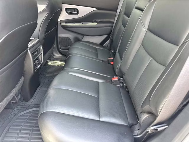 2022 Pearl White Nissan Murano SL FWD SUV