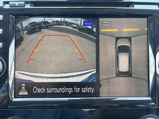 2022 Pearl White Nissan Murano SL FWD SUV