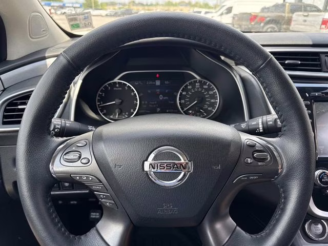 2022 Pearl White Nissan Murano SL FWD SUV