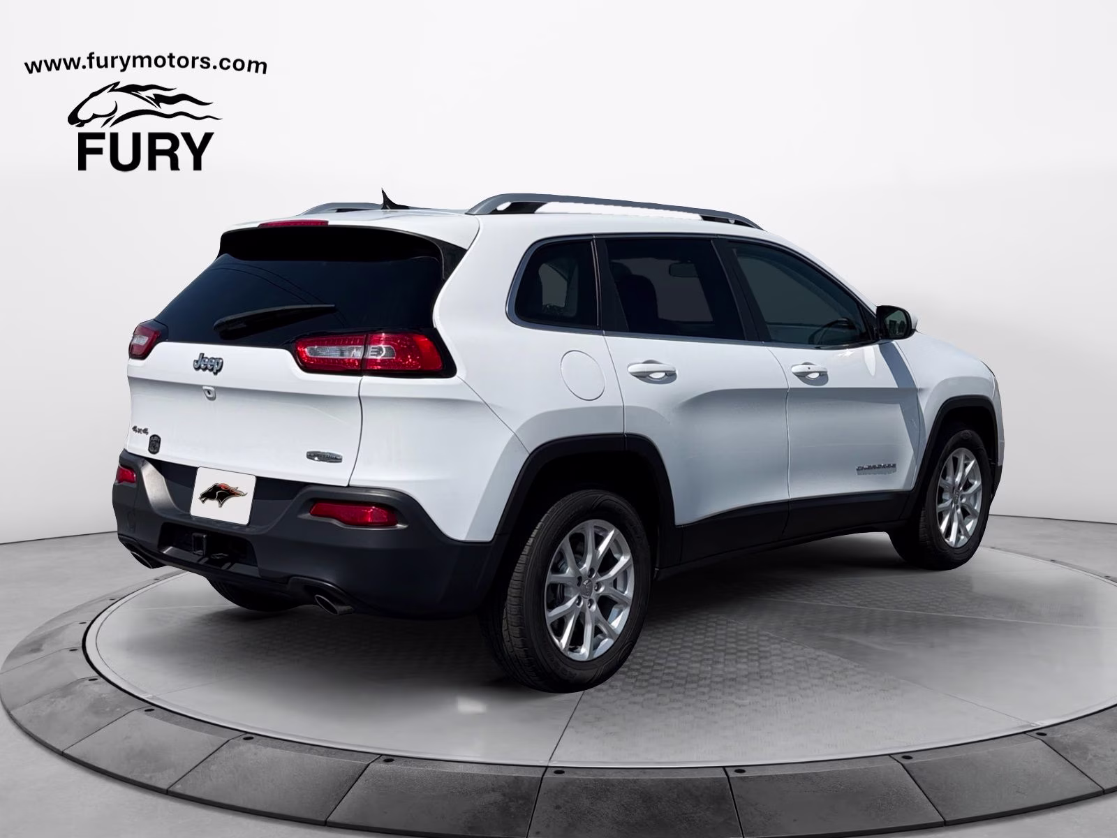 2014 Bright White Clearcoat Jeep Cherokee Latitude 4X4 SUV