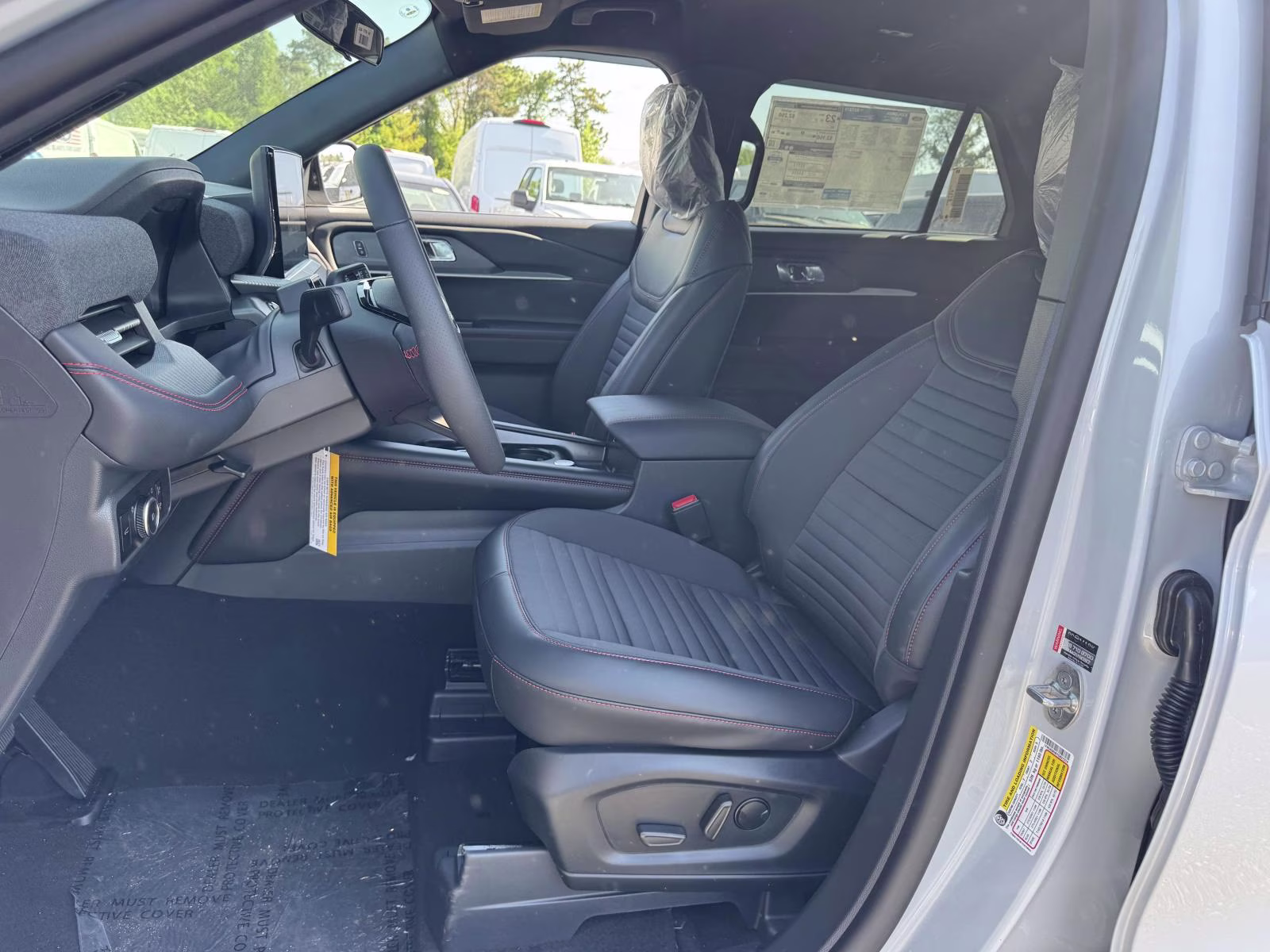 2026 Space White Metallic Ford Explorer ST-Line 4WD 4X4 SUV
