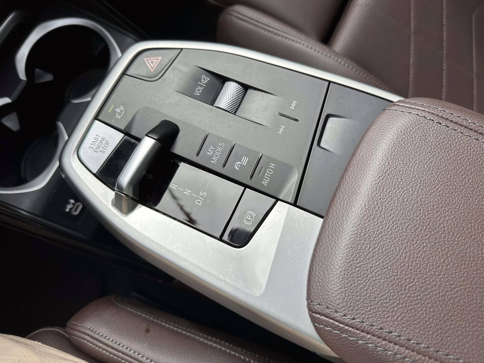 2023 Alpine White BMW X1 xDrive28i Sports Activity Vehicle AWD SUV