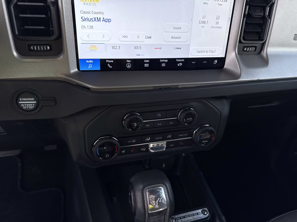 2025 Desert Sand Ford Bronco Outer Banks 4X4 SUV