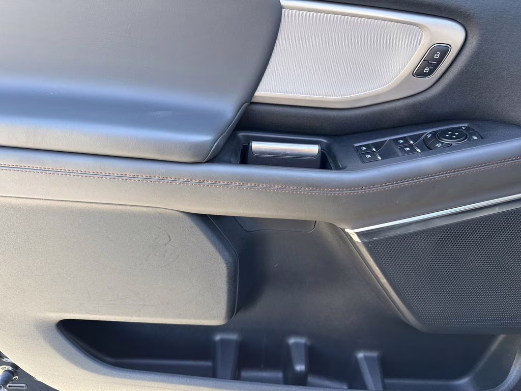 2025 Agate Black Metallic Ford Expedition Active RWD SUV