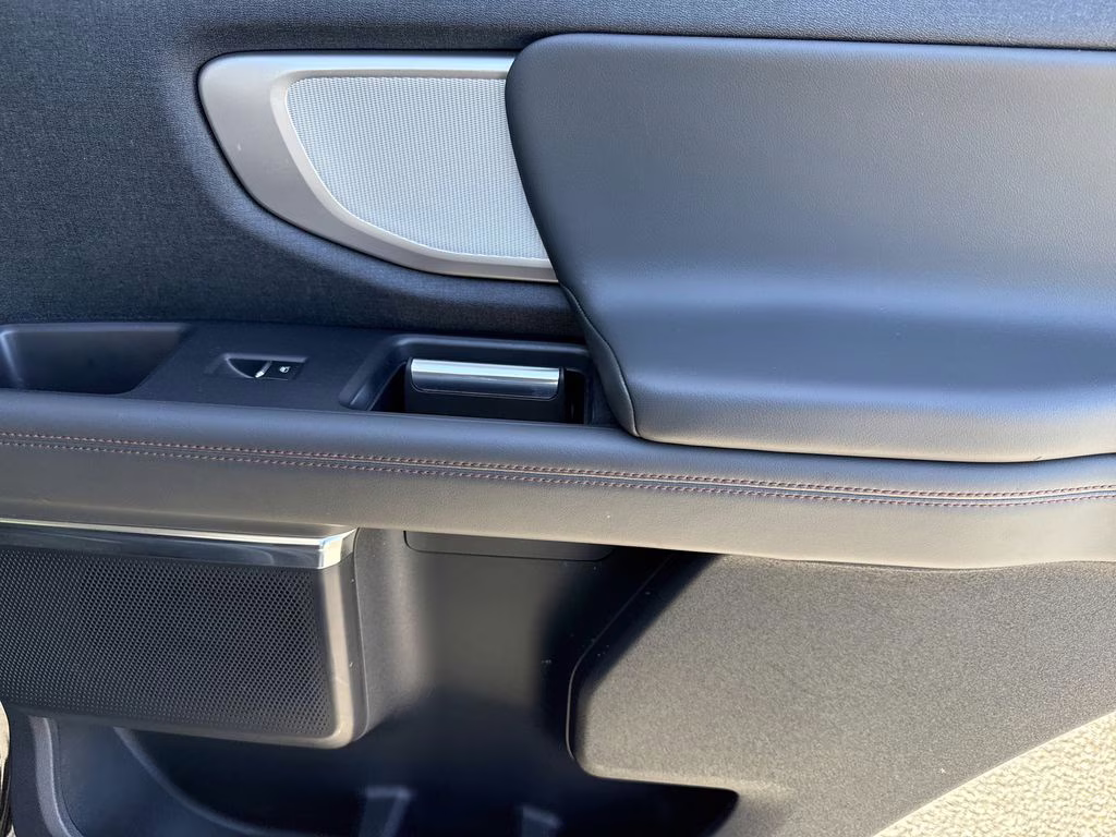 2025 Agate Black Metallic Ford Expedition Active RWD SUV