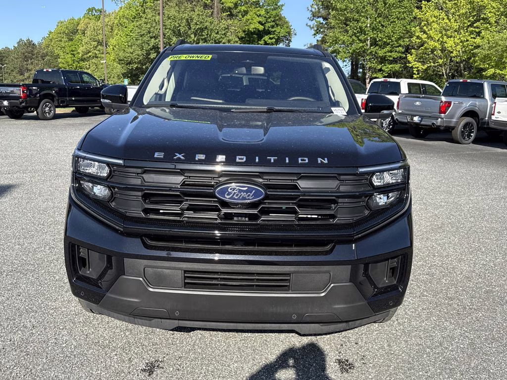 2025 Agate Black Metallic Ford Expedition Active RWD SUV