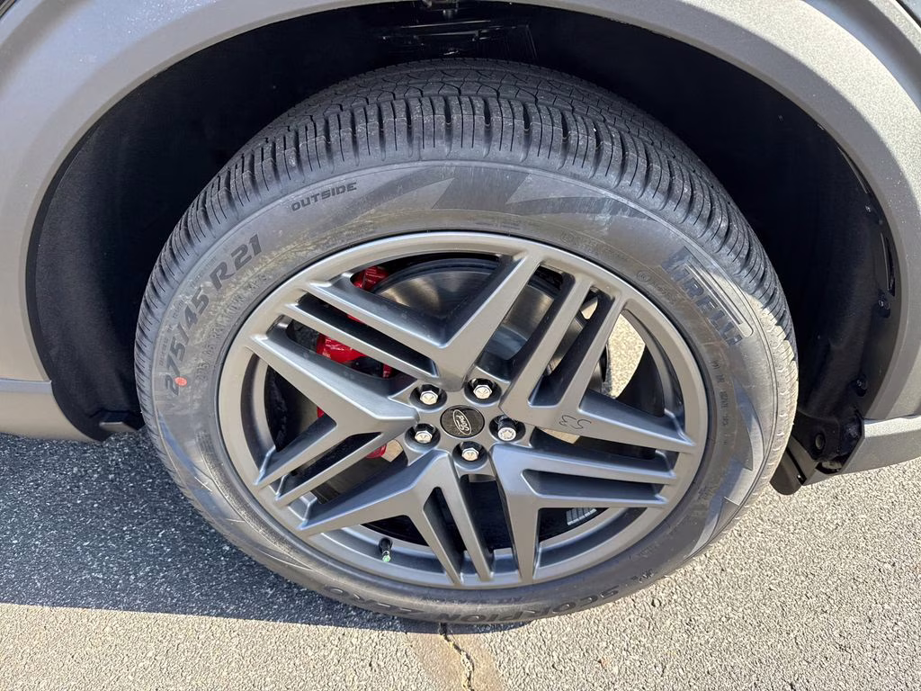 2026 Agate Black Metallic Ford Explorer ST-Line 4X4 SUV