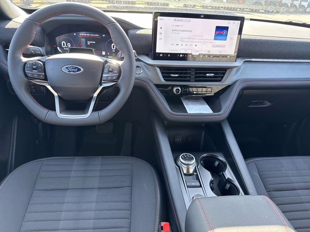 2026 Agate Black Metallic Ford Explorer ST-Line 4X4 SUV