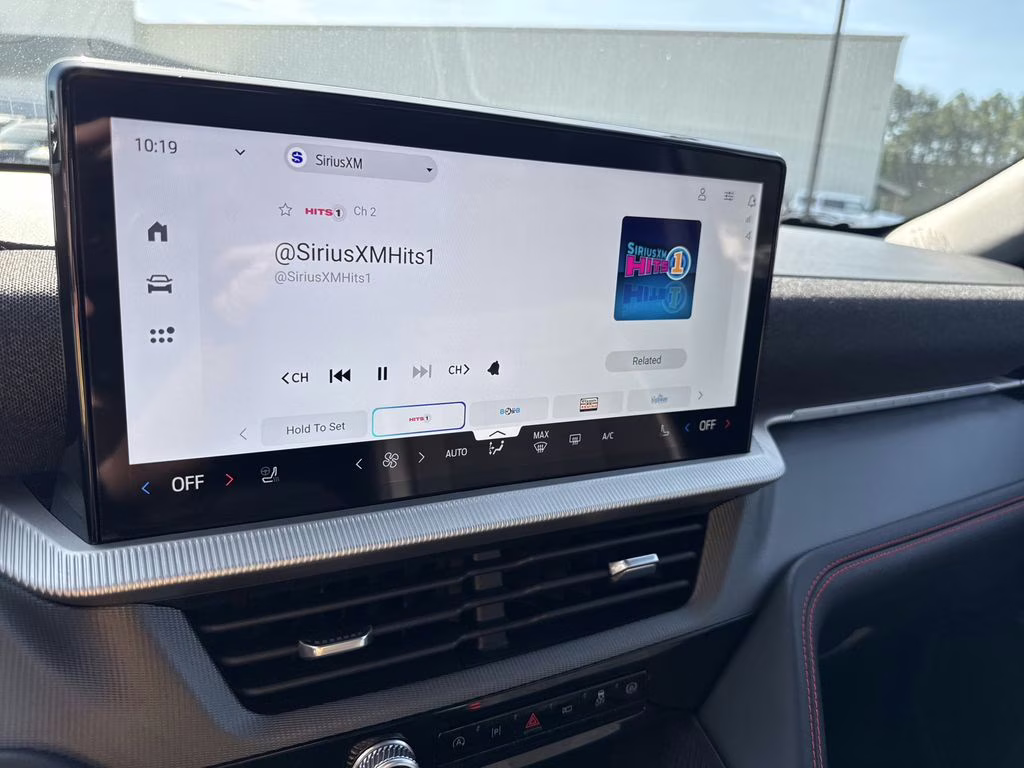 2025 White Metallic Ford Explorer ST-Line 4X4 SUV