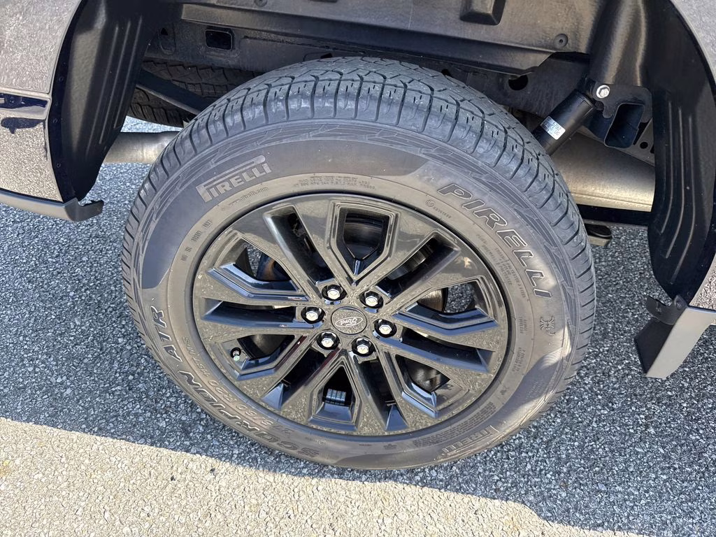 2025 Antimatter Blue Metallic Ford F-150 XLT 4X4 Truck