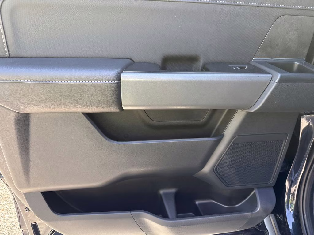 2025 Antimatter Blue Metallic Ford F-150 XLT 4X4 Truck