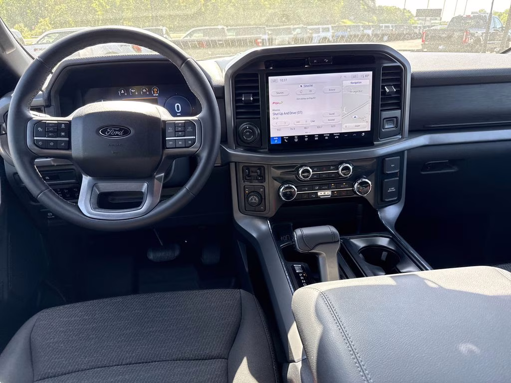 2025 Antimatter Blue Metallic Ford F-150 XLT 4X4 Truck