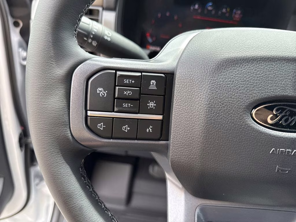 2026 Oxford White Ford F-150 Lariat 4X4 Truck