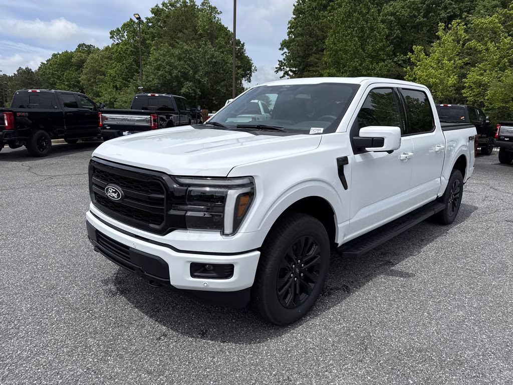 2026 Oxford White Ford F-150 Lariat 4X4 Truck