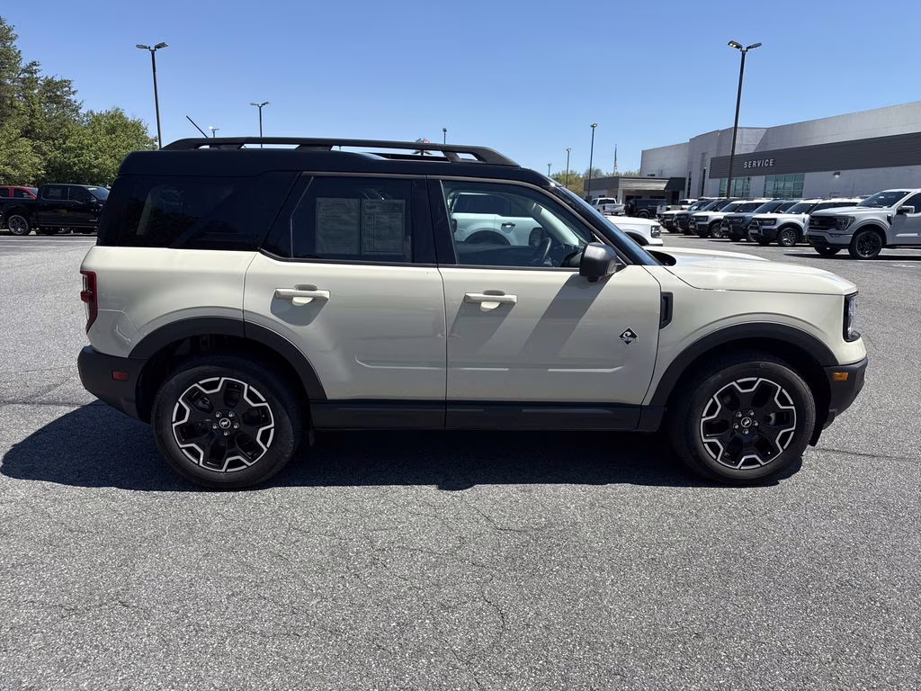 2025 Desert Sand Ford Bronco Sport Outer Banks 4X4 SUV
