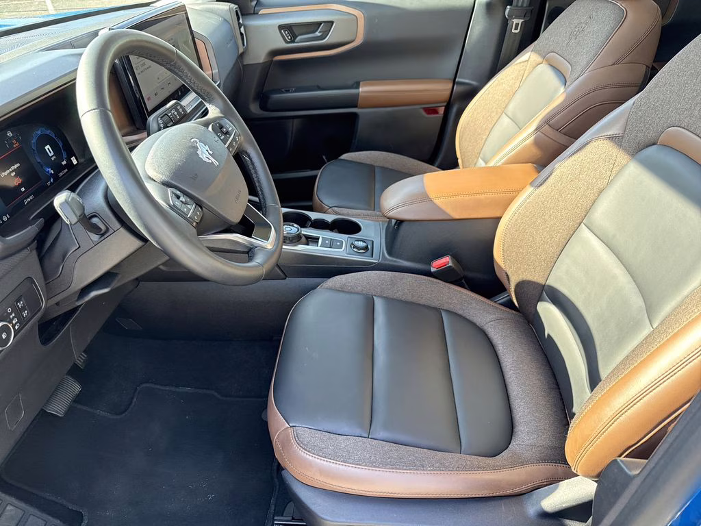 2025 Blue Metallic Ford Bronco Sport Outer Banks 4X4 SUV