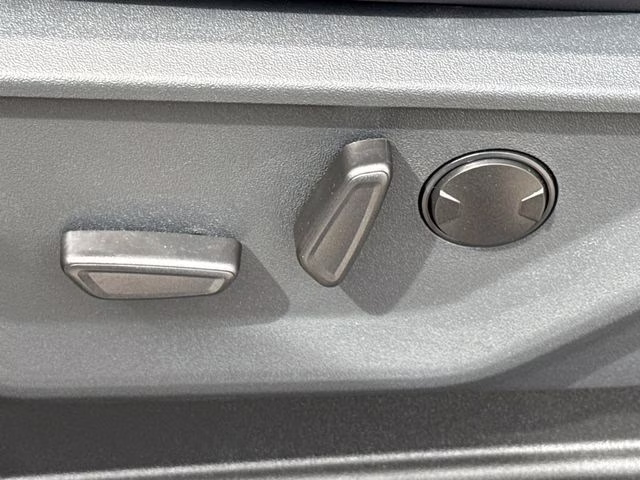 2026 Avalanche Ford Super Duty F-250 SRW Lariat 4X4 Truck
