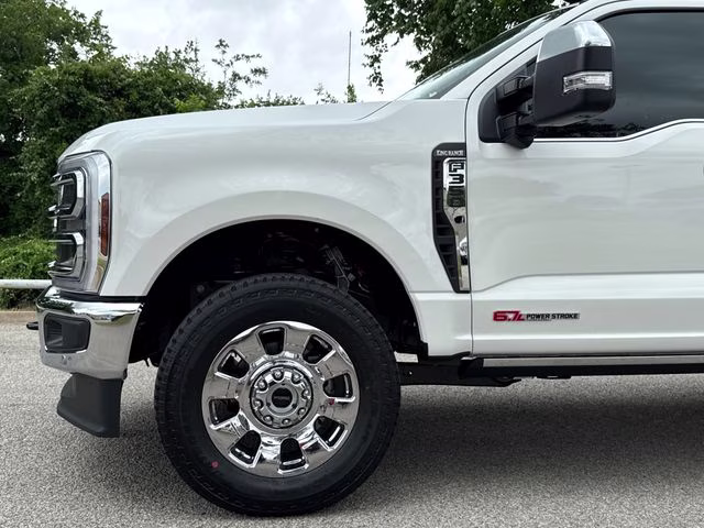 2026 White Ford Super Duty F-350 SRW King Ranch 4X4 Truck