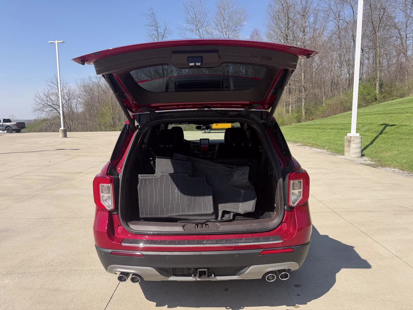 2023 Rapid Red Metallic Tinted Clearcoat Ford Explorer King Ranch 4X4 SUV