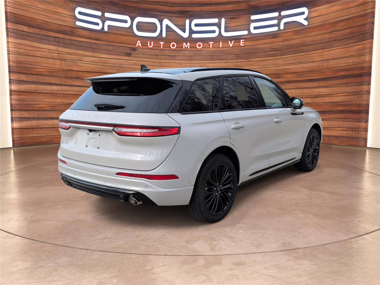 2023 Ceramic Pearl Metallic Tinted Clearcoat Lincoln Corsair Reserve 111 AWD SUV