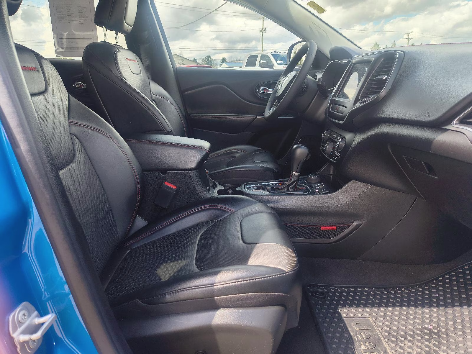 2022 Hydro Blue Pearlcoat Jeep Cherokee Trailhawk 4X4 SUV