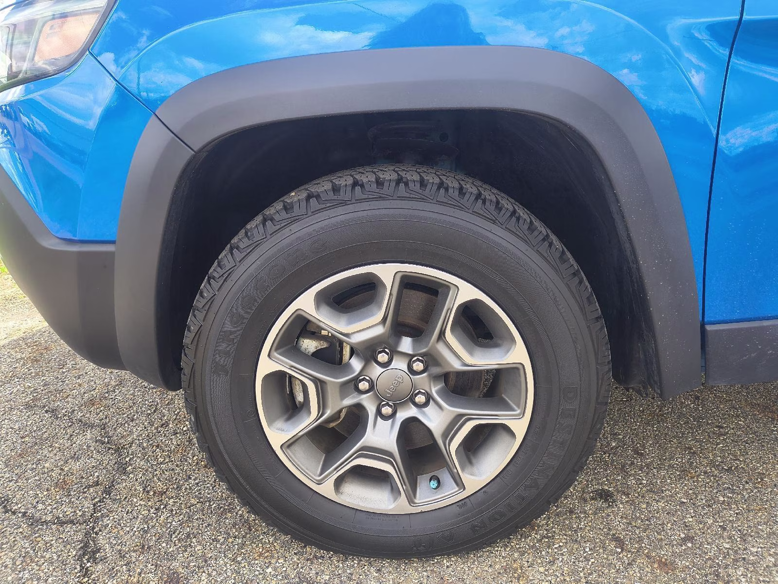 2022 Hydro Blue Pearlcoat Jeep Cherokee Trailhawk 4X4 SUV