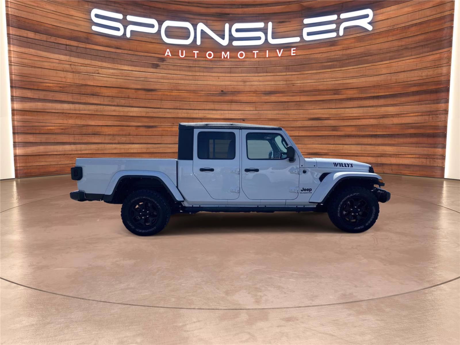 2022 Bright White Clearcoat Jeep Gladiator Willys Sport 4X4 Truck