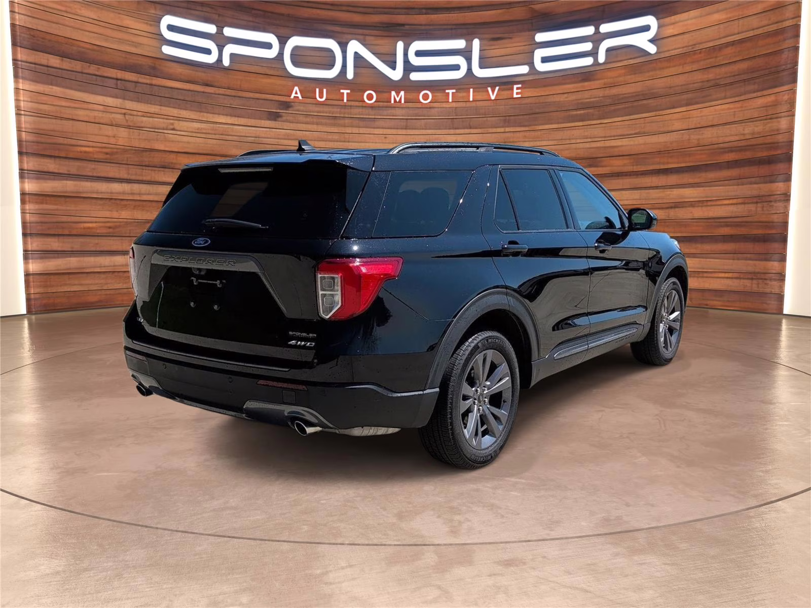 2024 Agate Black Ford Explorer XLT 4X4 SUV