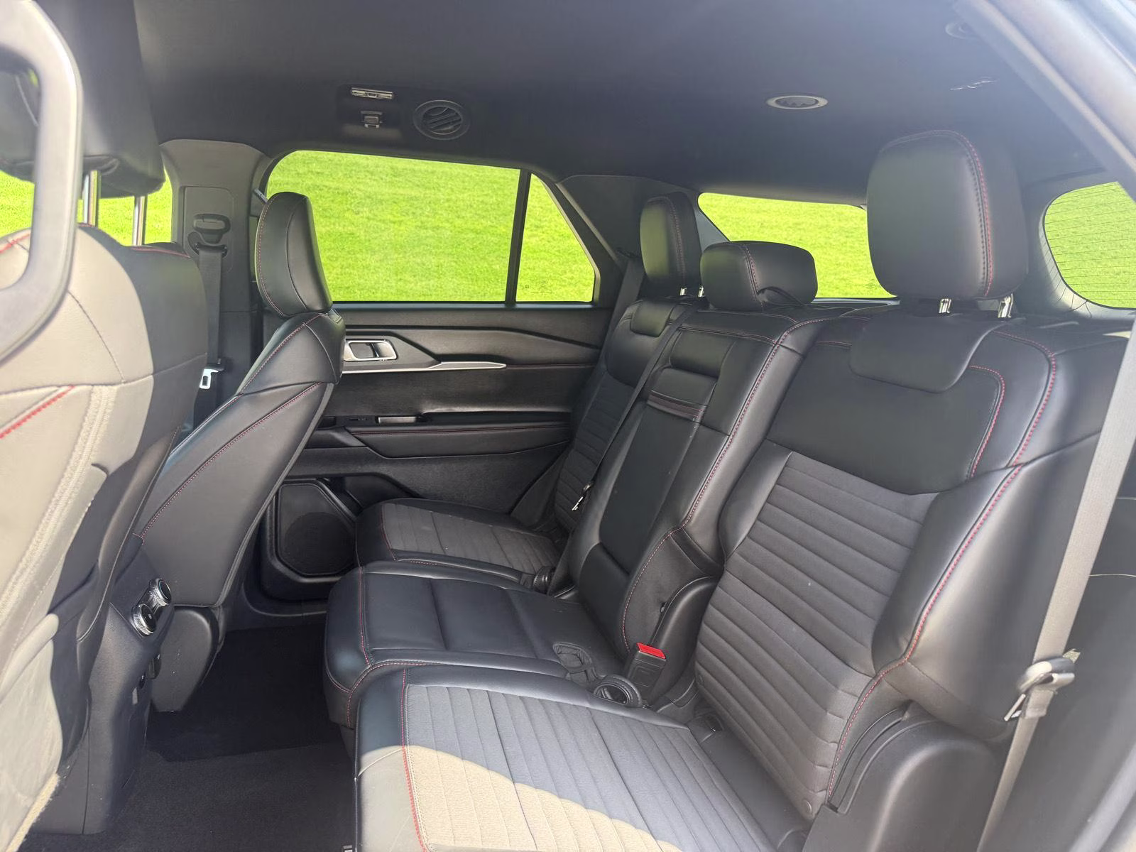 2025 Vapor Blue Ford Explorer ST-Line 4X4 SUV