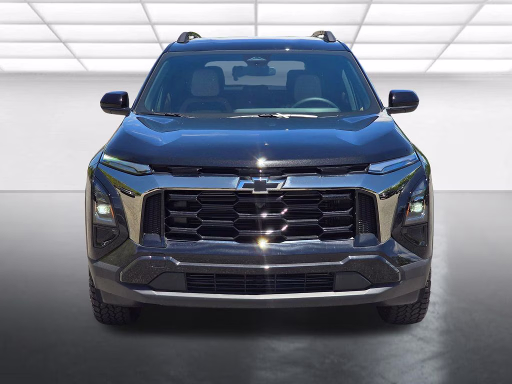 2026 Mosaic Black Metallic Chevrolet Equinox ACTIV FWD SUV