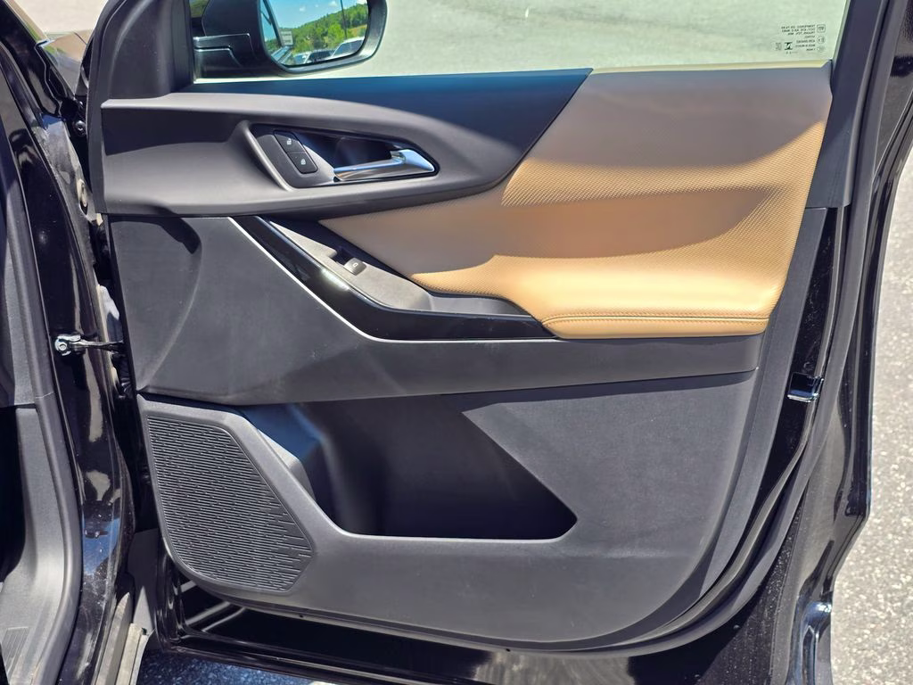 2026 Mosaic Black Metallic Chevrolet Equinox ACTIV FWD SUV