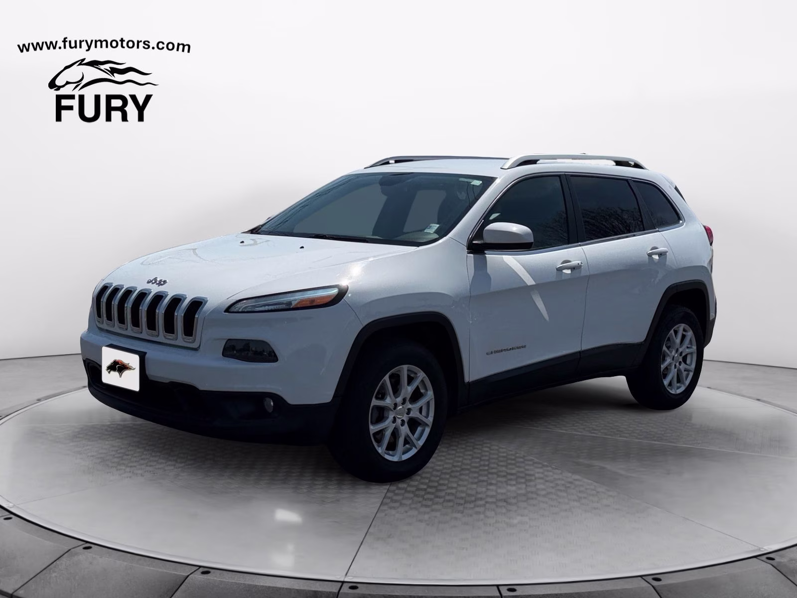2014 Bright White Clearcoat Jeep Cherokee Latitude 4X4 SUV