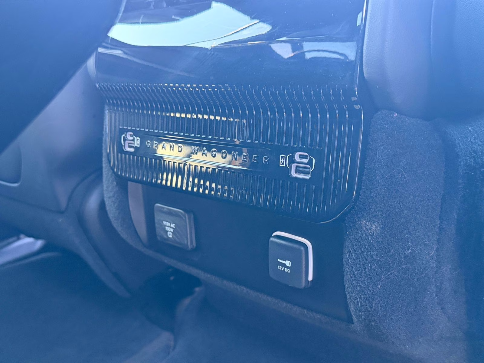 2025 Diamond Black Crystal Pearlcoat Jeep Grand Wagoneer L Series III 4X4 SUV