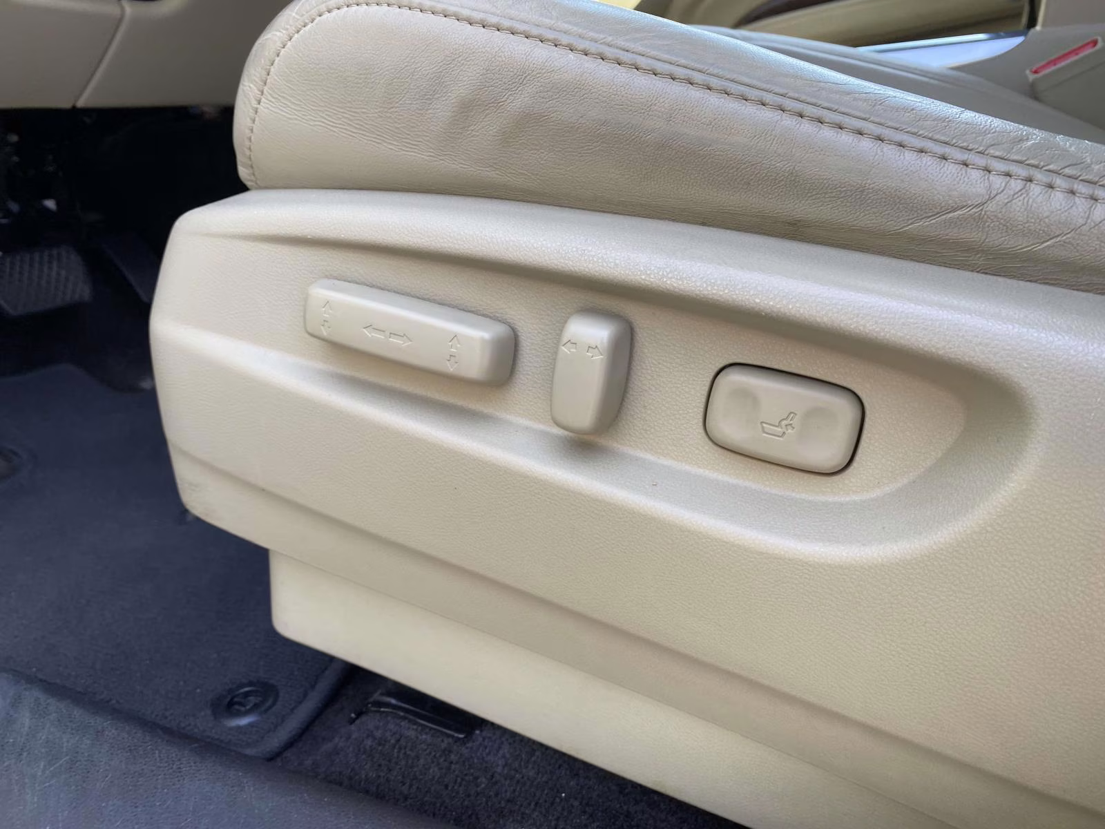 2016 White Diamond Pearl Acura MDX 3.5L FWD SUV