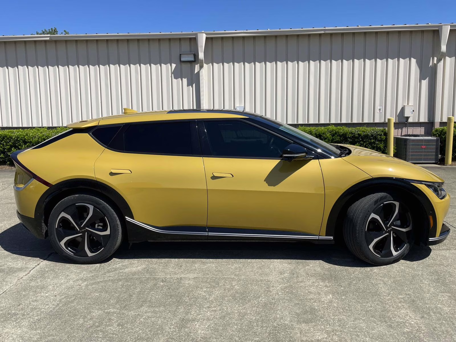 2022 Urban Yellow Kia EV6 GT-Line AWD SUV