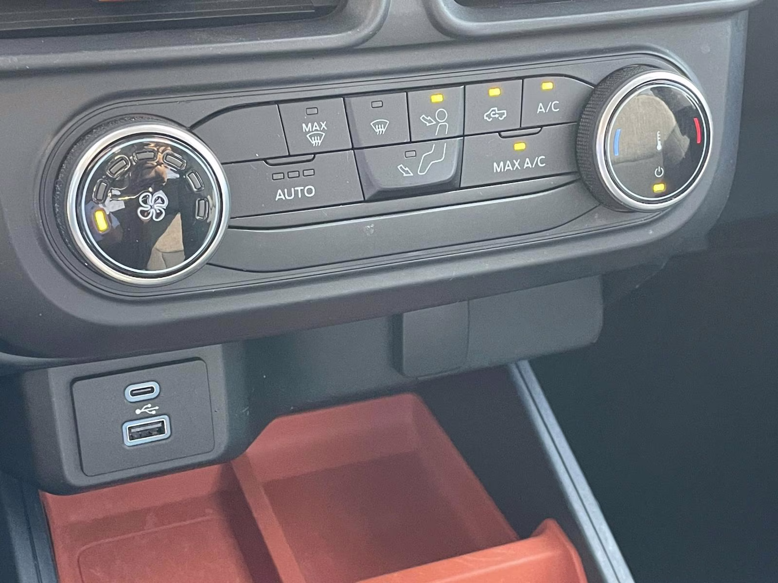 2022 Shadow Black Ford Maverick XLT FWD Truck